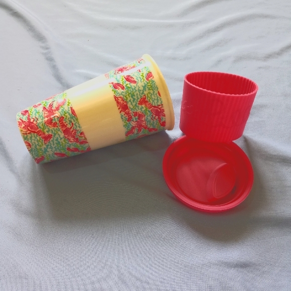 🌻Lilly Pulitzer Ceramic Coffee Mug🌻 - Picture 6 of 7